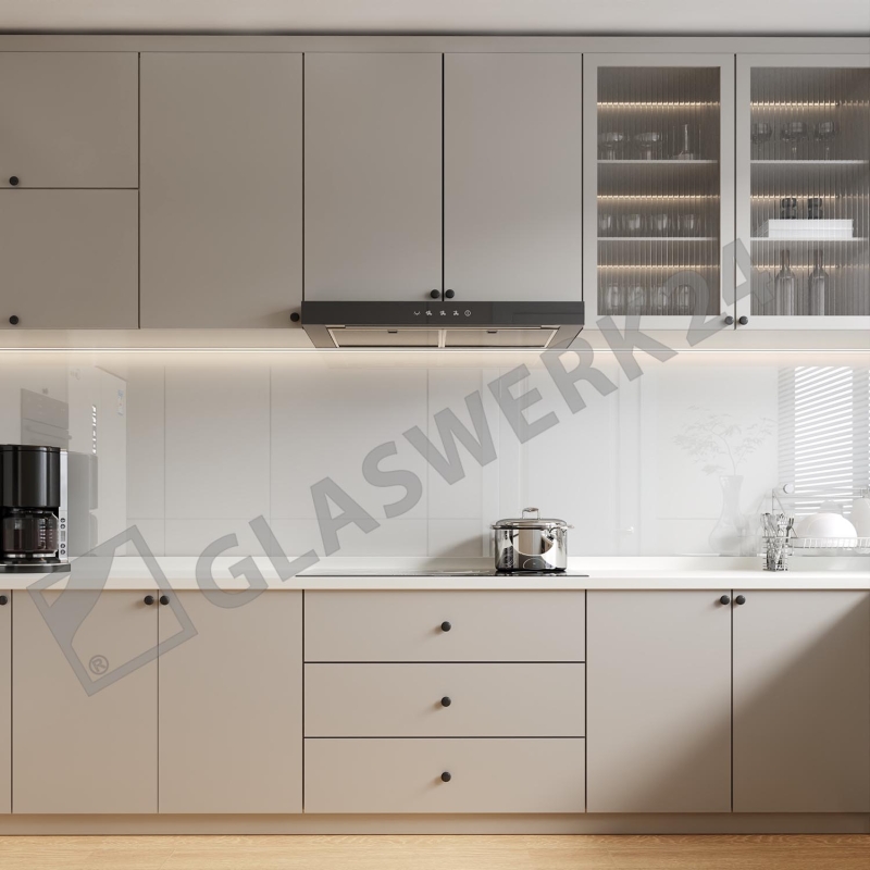 Einsatz-Beispiele: Lacobelglas Pure White Einsatz-Beispiele: Lacobelglas Pure White